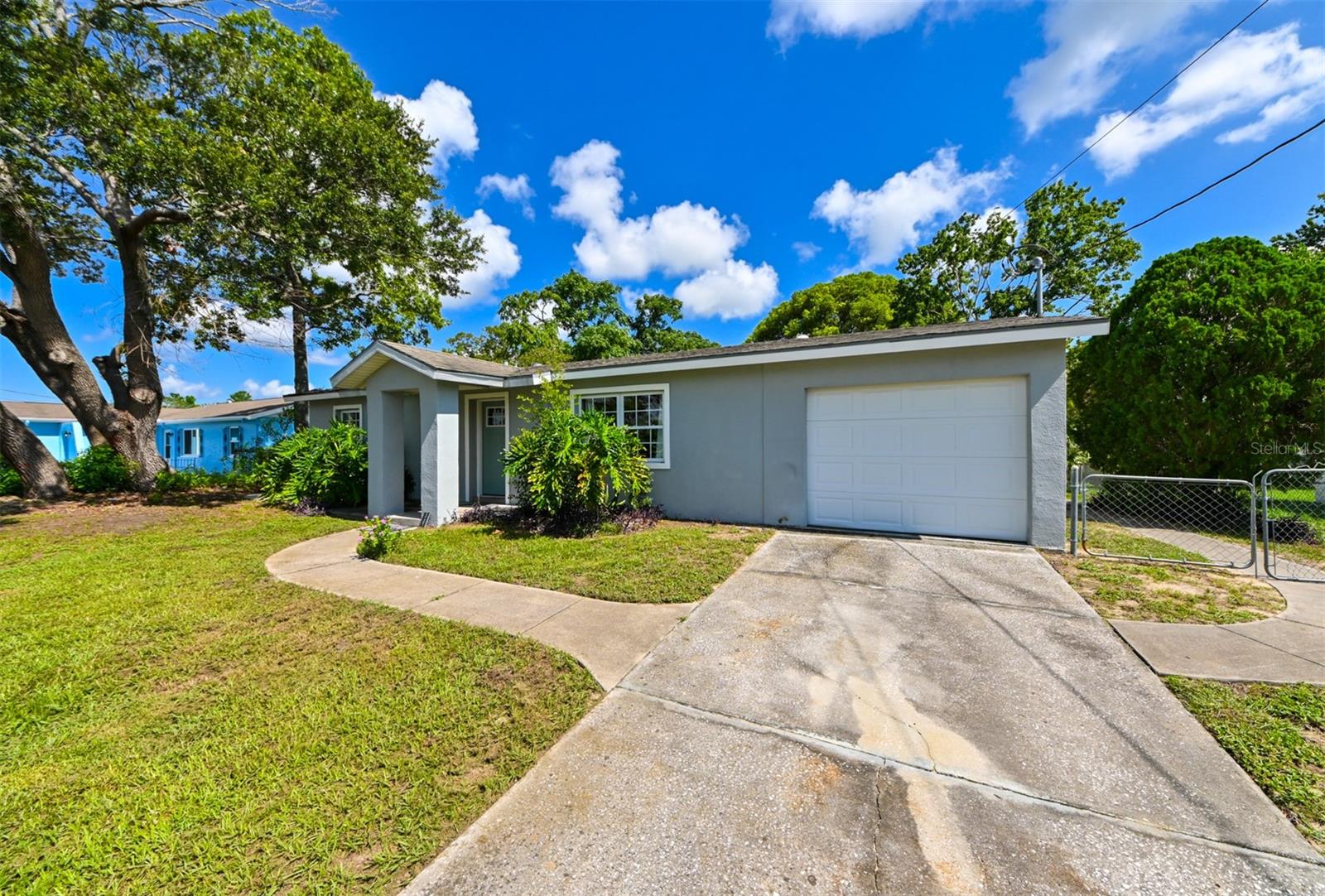 Image 3 of 42 For 10427 Abbeville Street