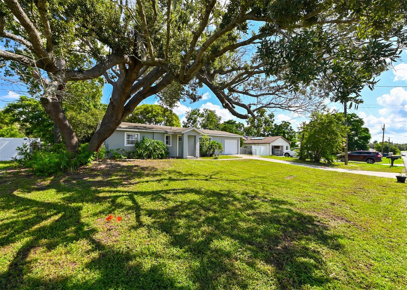 Image 4 of 42 For 10427 Abbeville Street