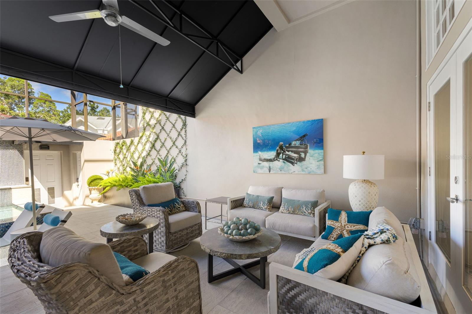 Listing photo id 34 for 4949 Bayshore Boulevard 4949a