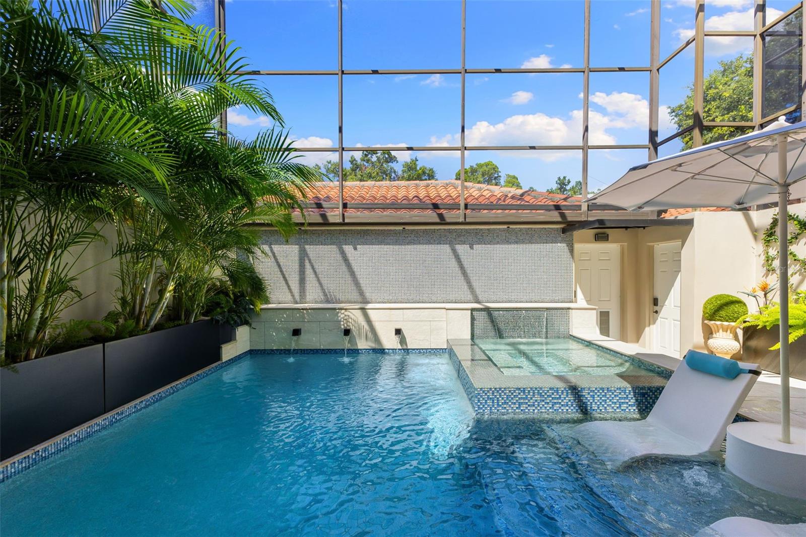Listing photo id 38 for 4949 Bayshore Boulevard 4949a