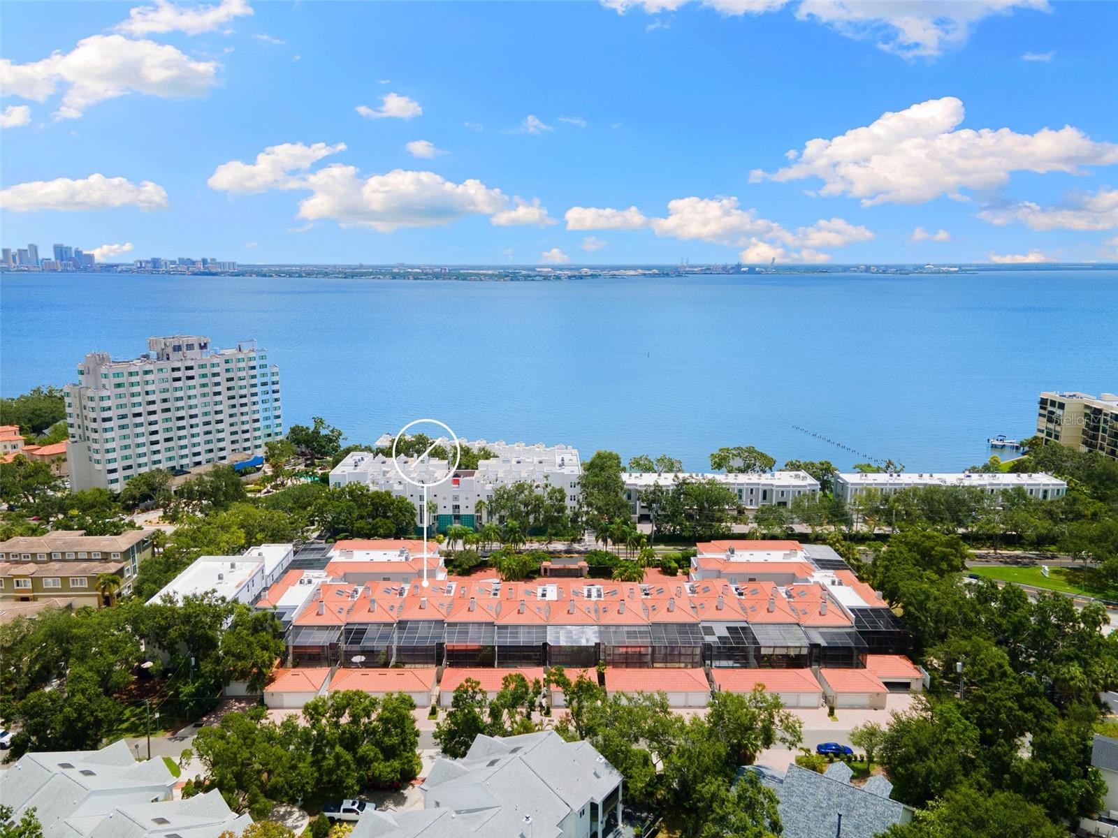 Listing photo id 46 for 4949 Bayshore Boulevard 4949a