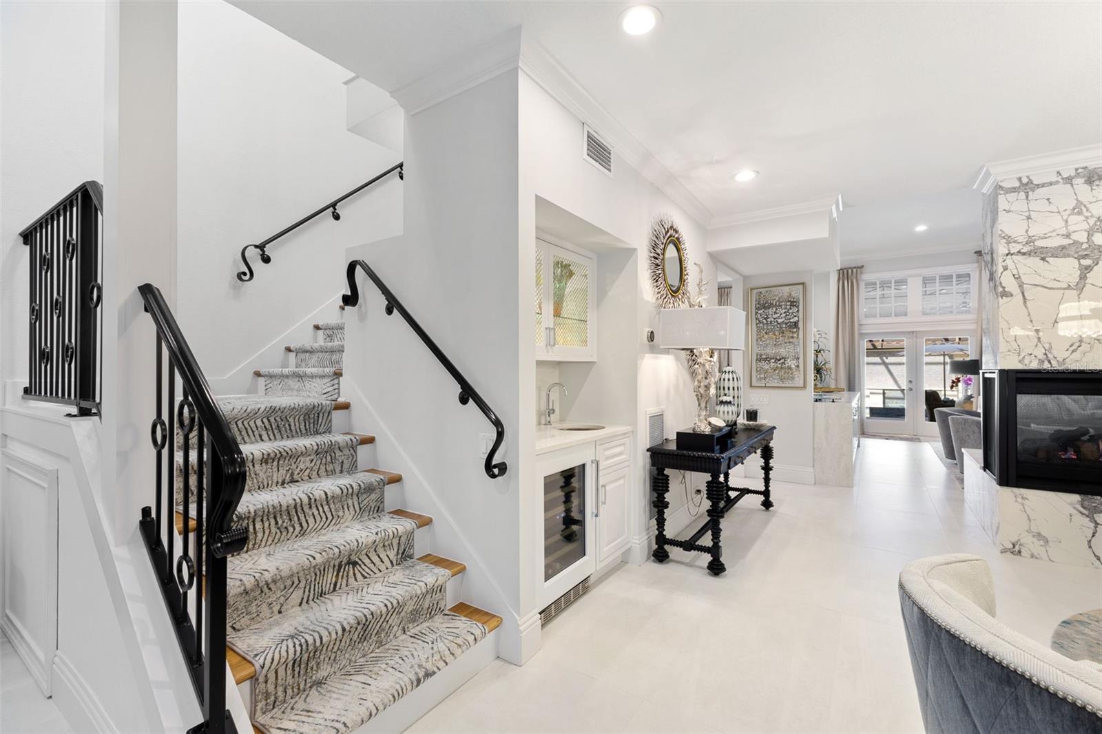 Listing photo id 5 for 4949 Bayshore Boulevard 4949a