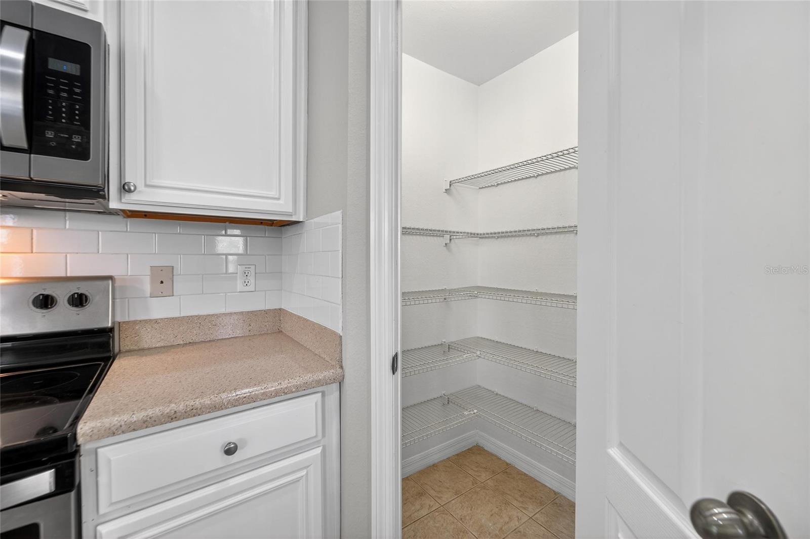 Image 13 of 63 For 16431 Kingletridge Avenue
