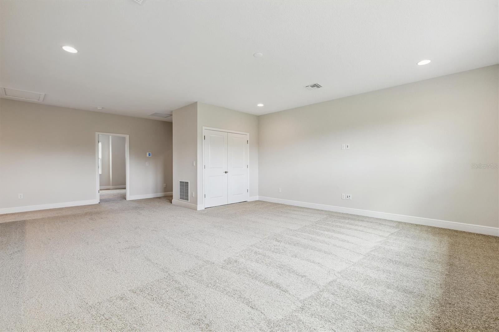 Image 21 of 27 For 8822 Eastwyck Drive