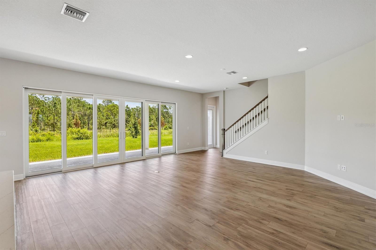 Image 3 of 27 For 8822 Eastwyck Drive