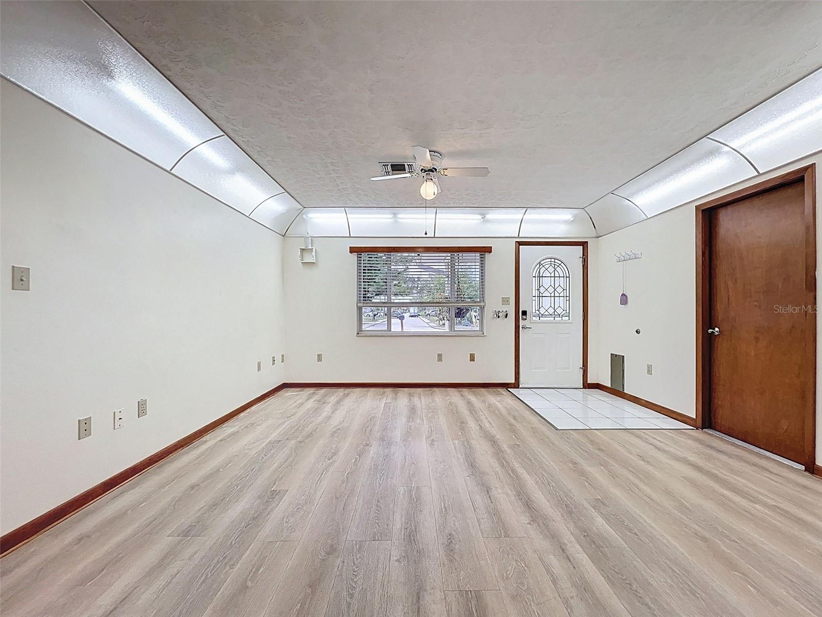 Listing photo id 10 for 2317 Chatlin Road