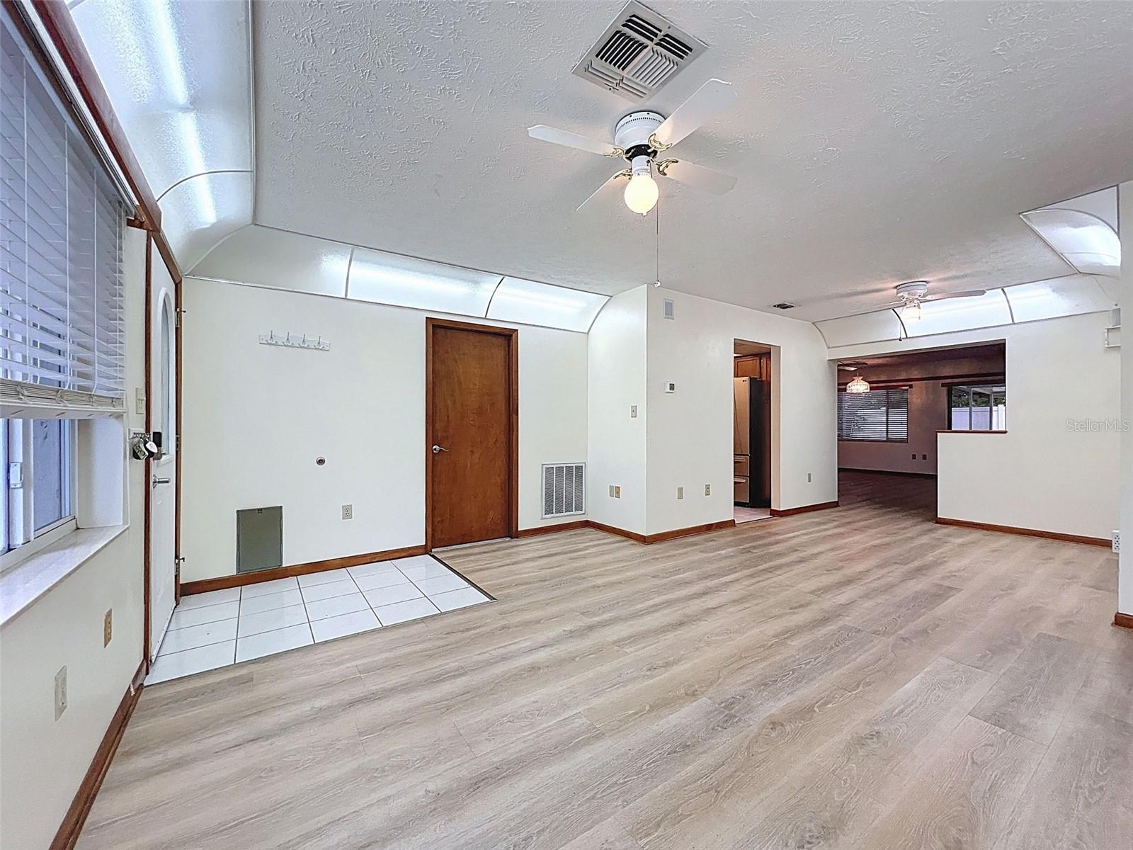 Listing photo id 14 for 2317 Chatlin Road