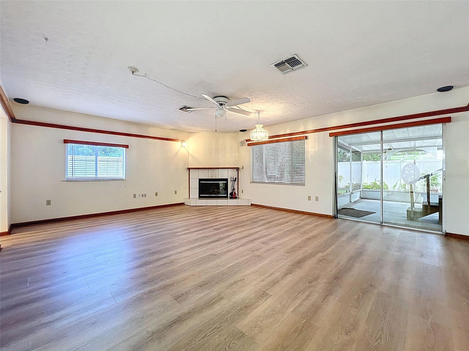 Listing photo id 22 for 2317 Chatlin Road