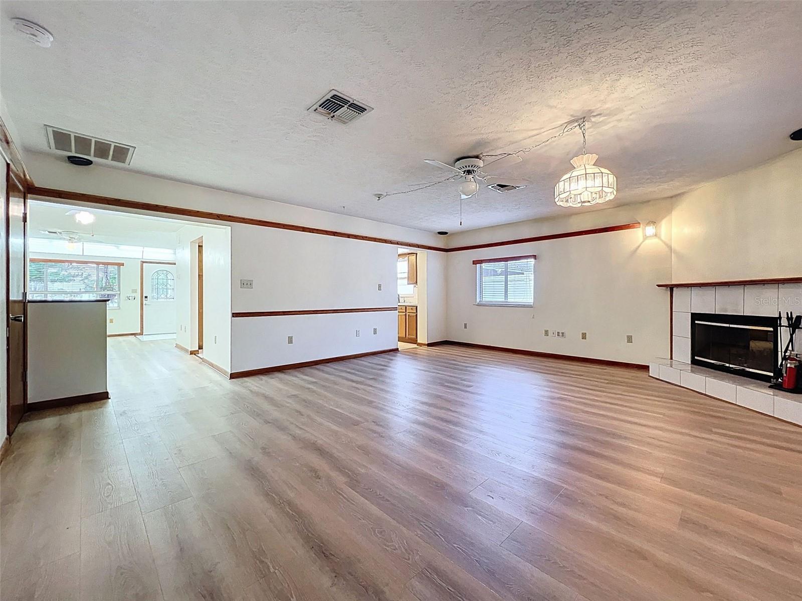 Listing photo id 24 for 2317 Chatlin Road