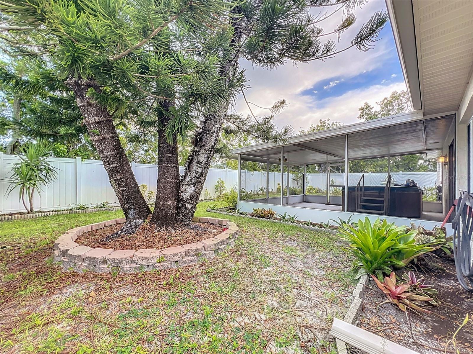 Listing photo id 50 for 2317 Chatlin Road