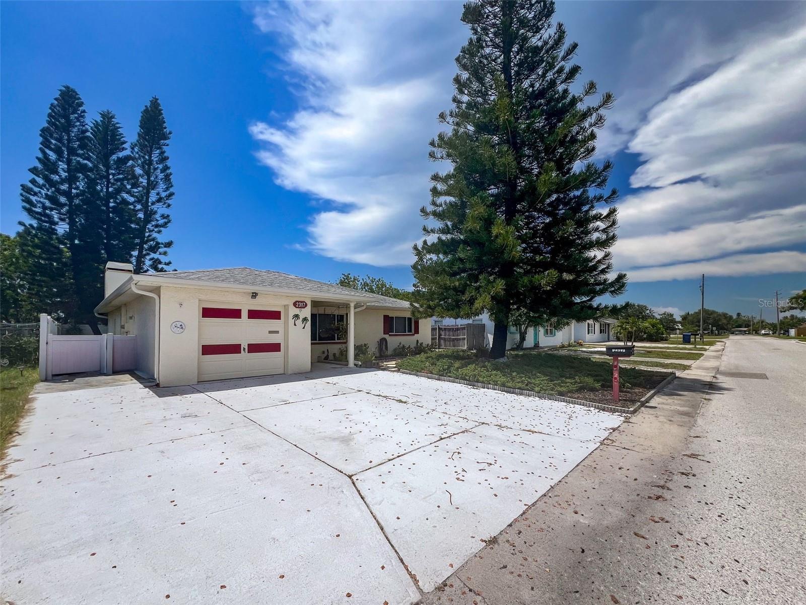 Listing photo id 6 for 2317 Chatlin Road