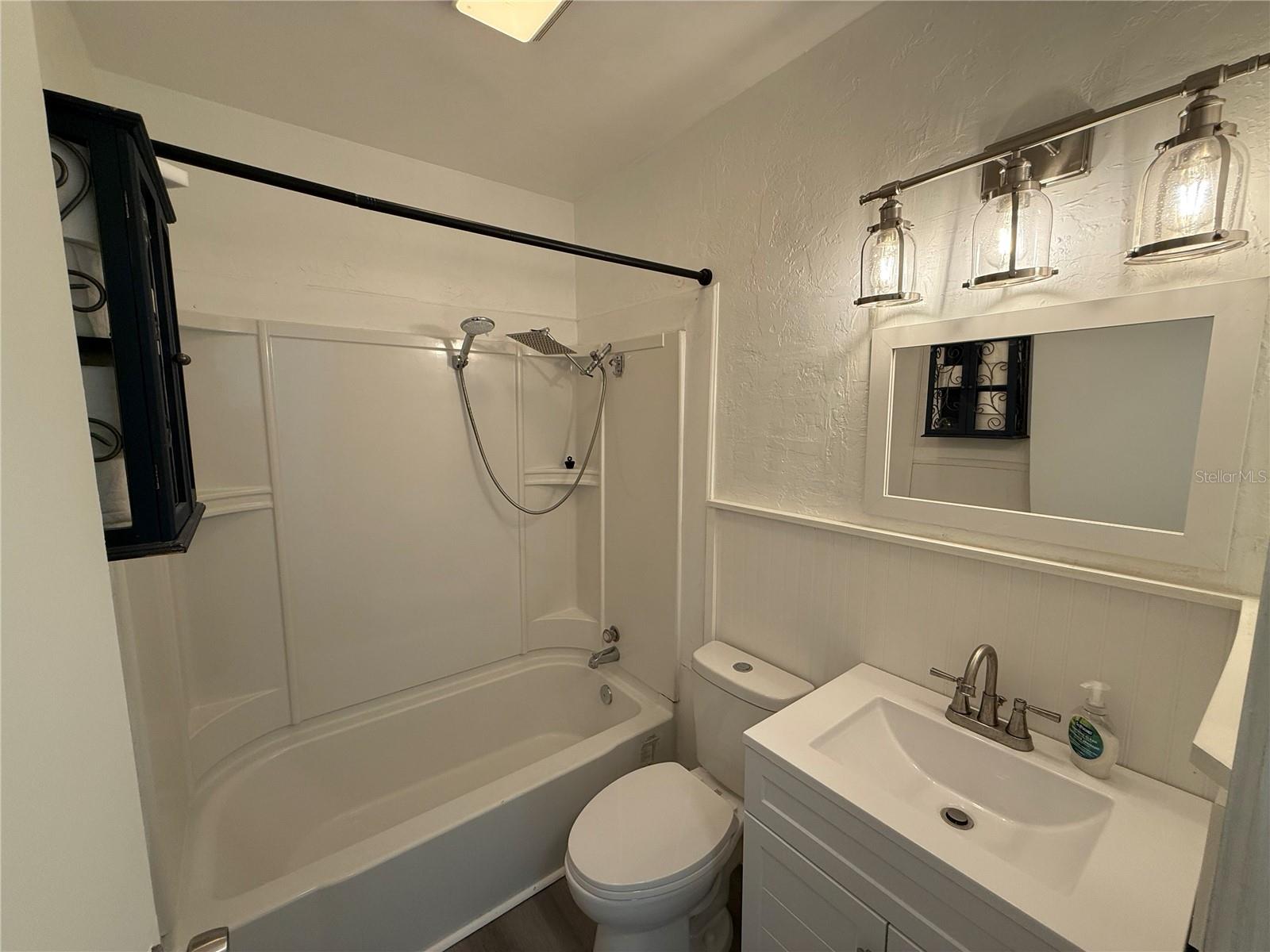 Image 16 of 21 For 5995 59th Way N