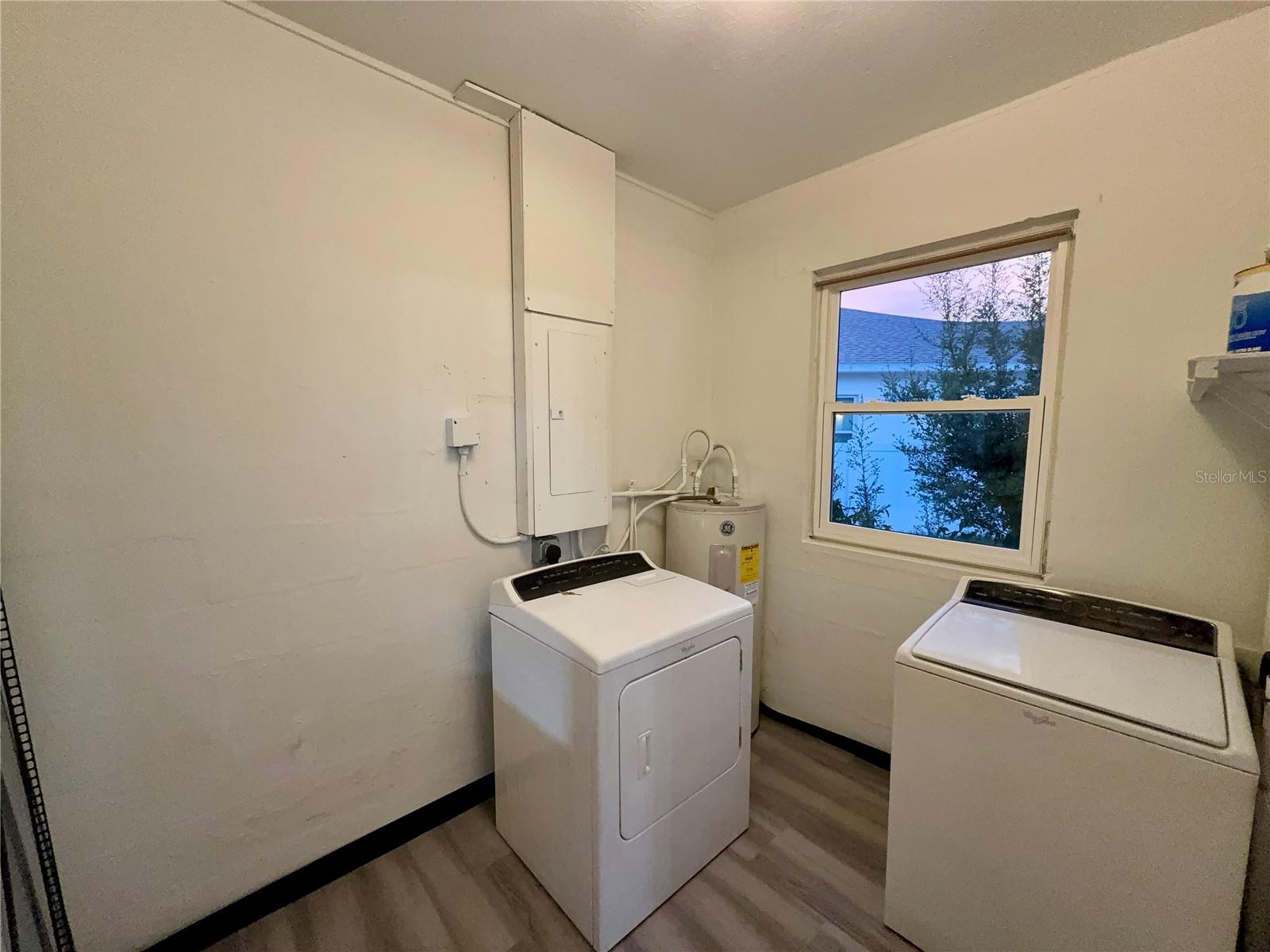 Image 17 of 21 For 5995 59th Way N