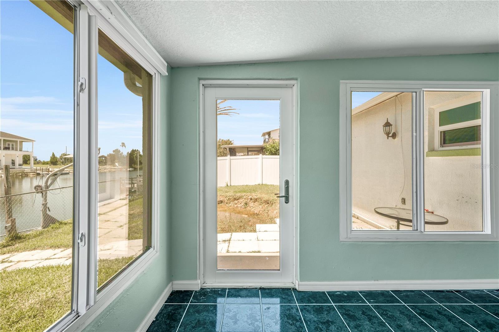 Image 31 of 68 For 3379 Crape Myrtle Drive