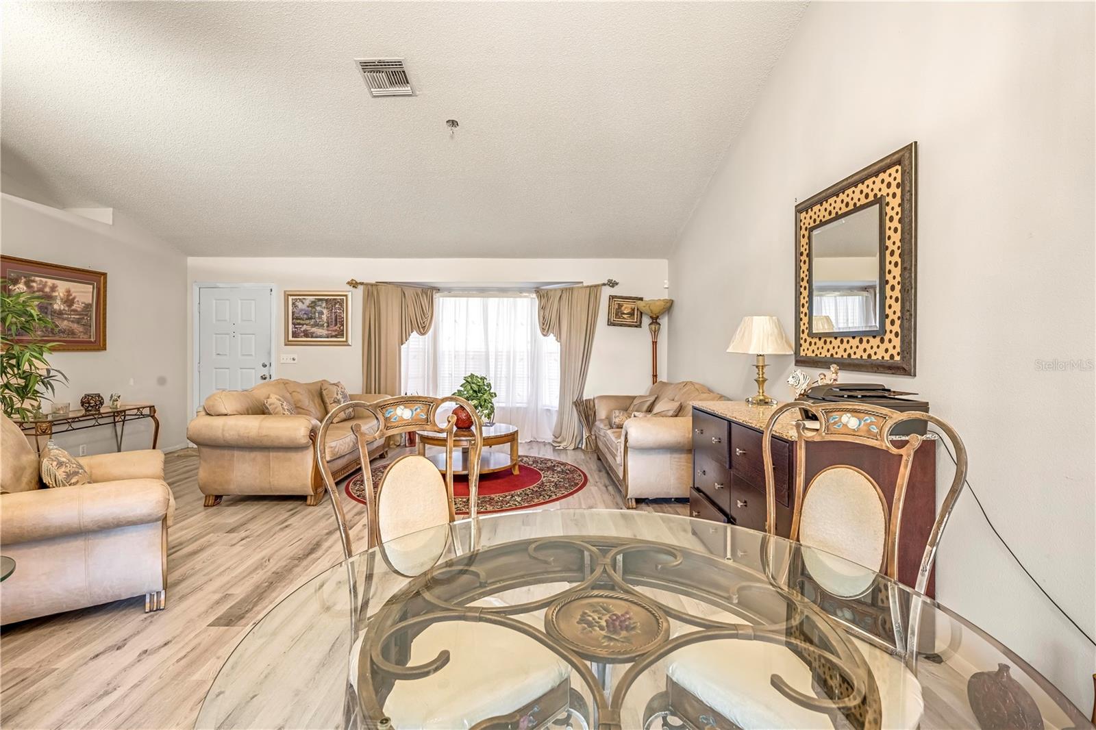 Image 4 of 47 For 12196 Bluefield Street