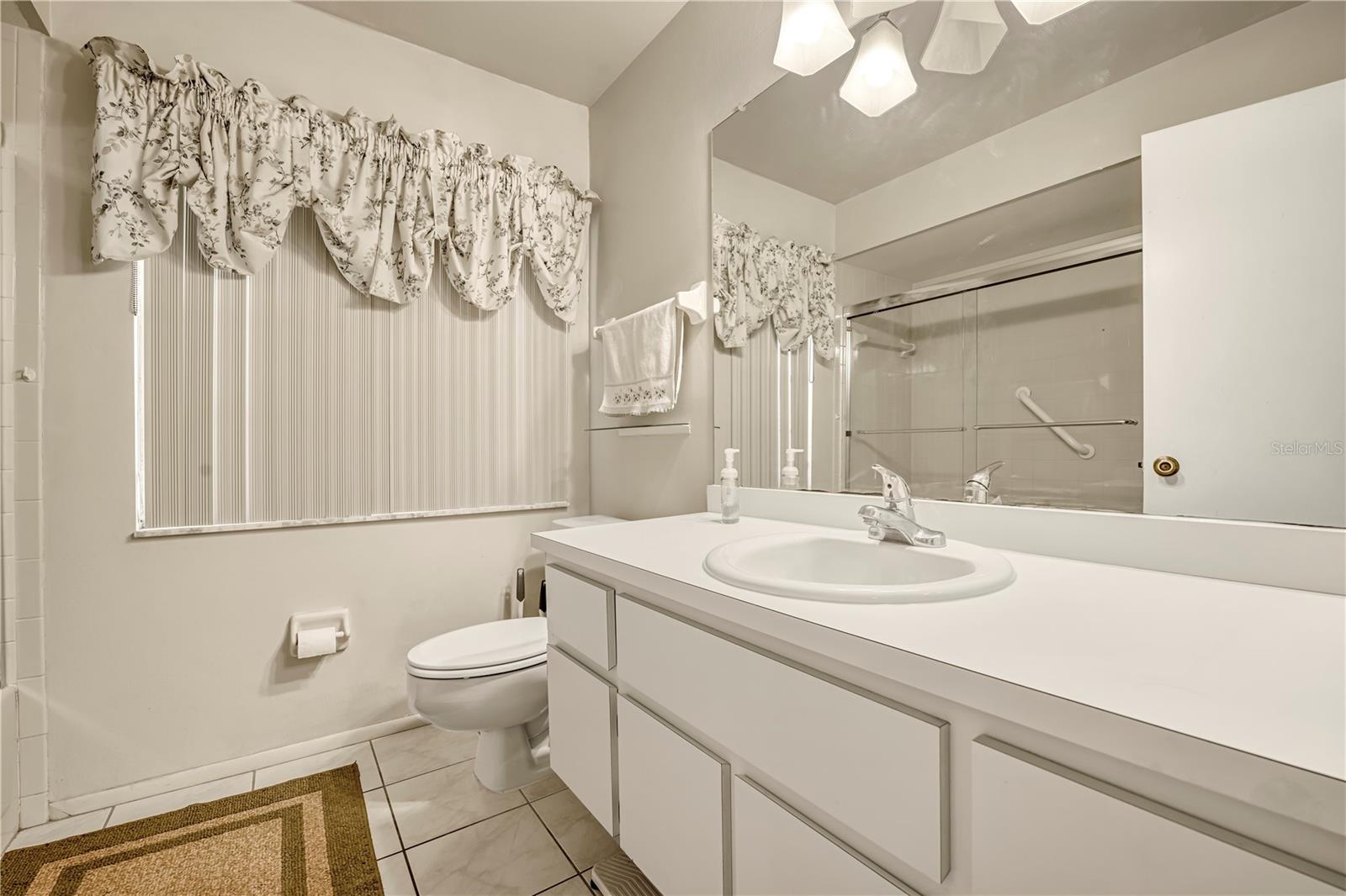 Image 40 of 47 For 12196 Bluefield Street