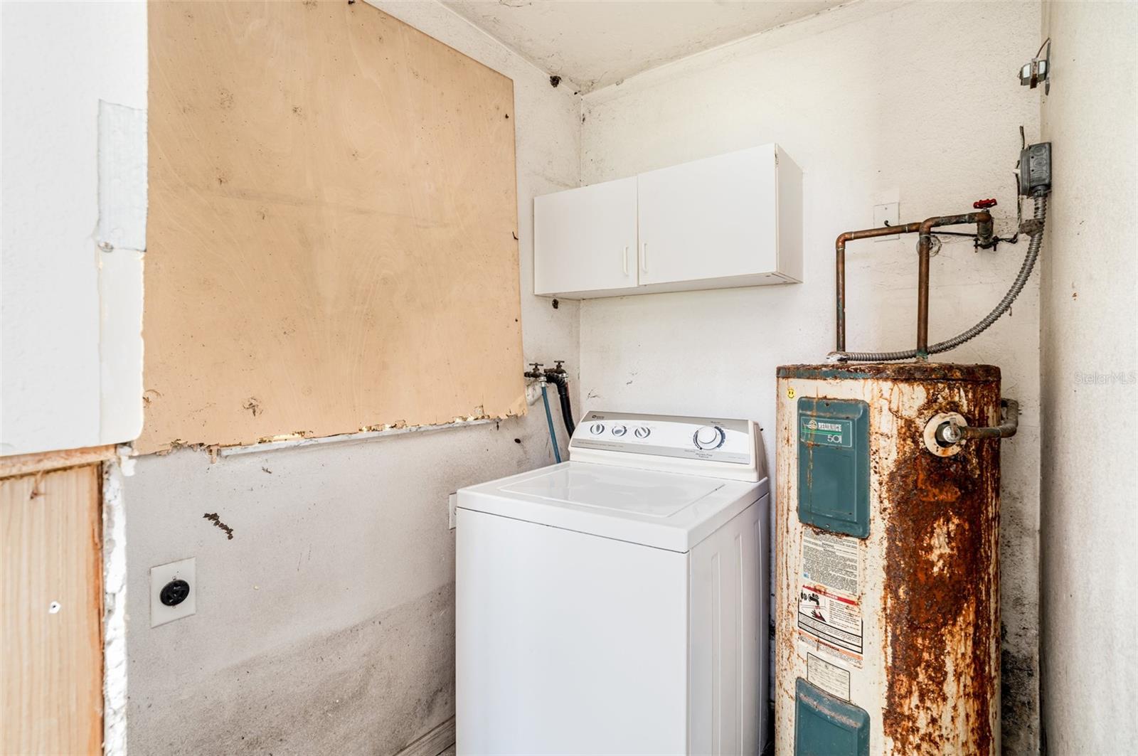 Image 15 of 24 For 2208 1st Avenue E