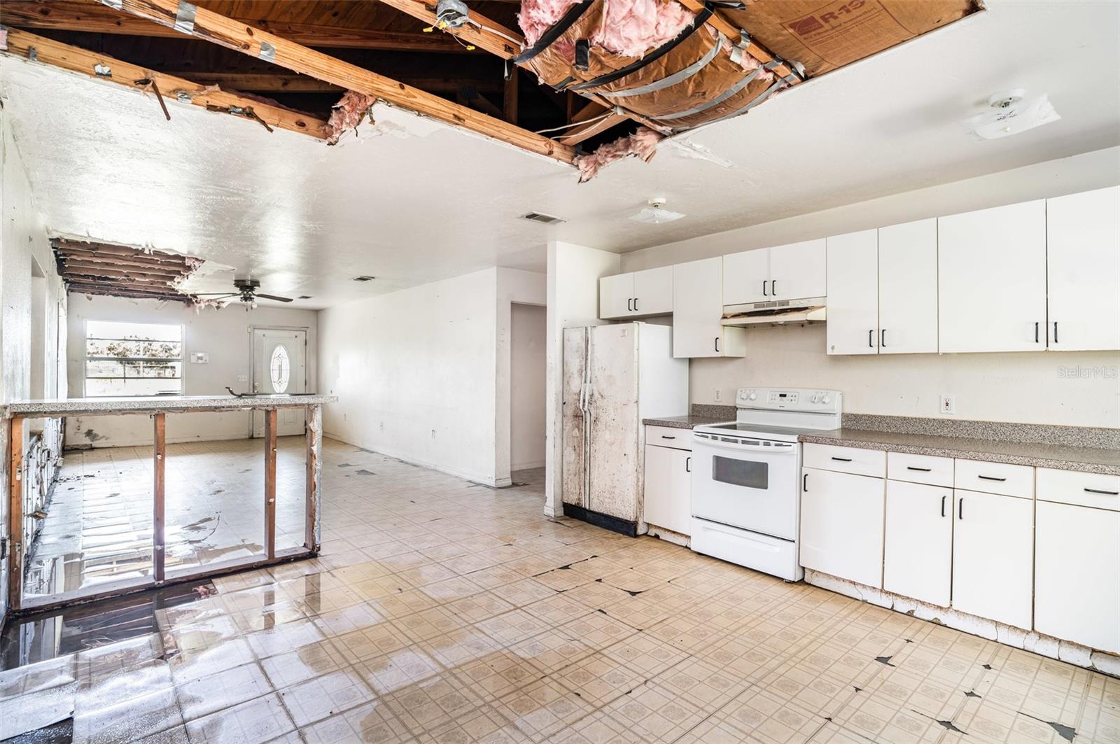 Image 6 of 24 For 2208 1st Avenue E