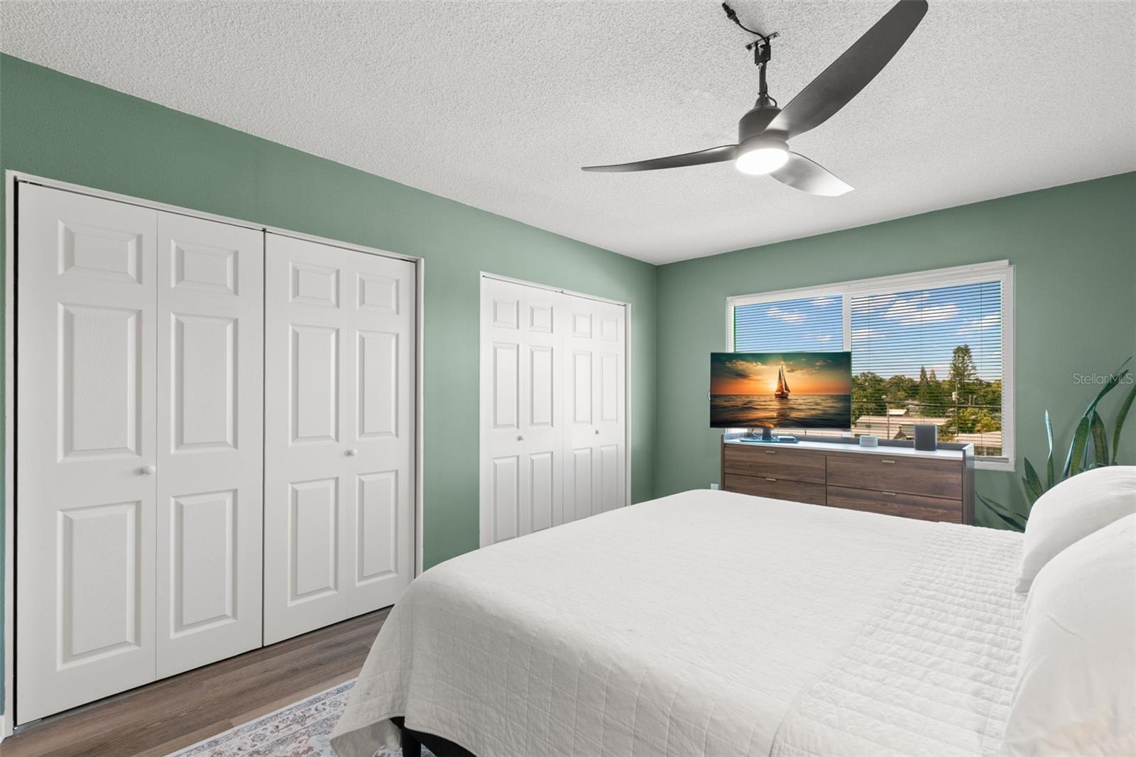 Image 16 of 23 For 6400 46th Avenue N 306
