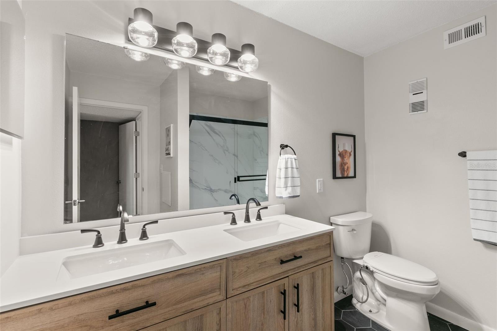 Image 17 of 23 For 6400 46th Avenue N 306