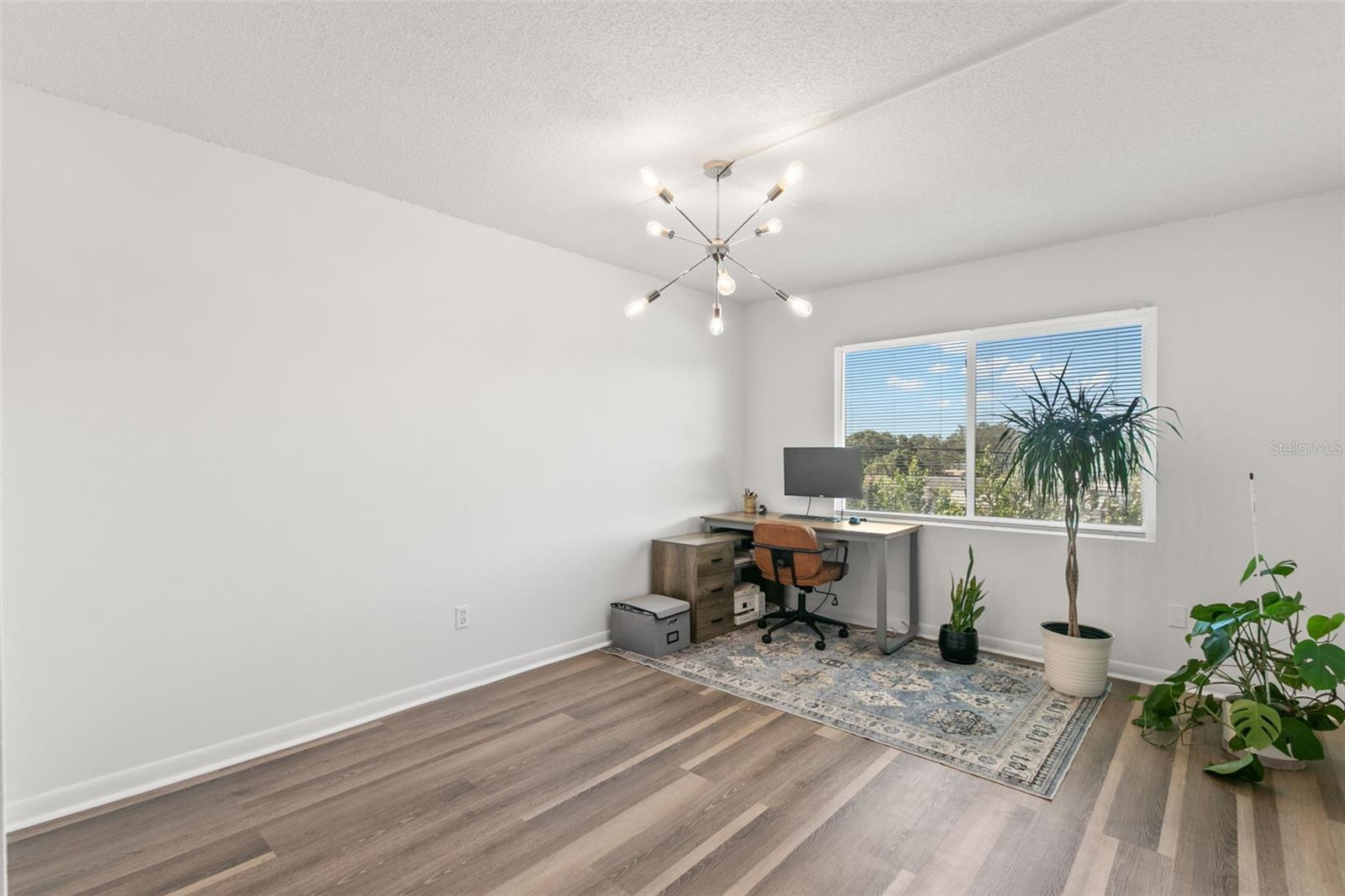 Image 19 of 23 For 6400 46th Avenue N 306