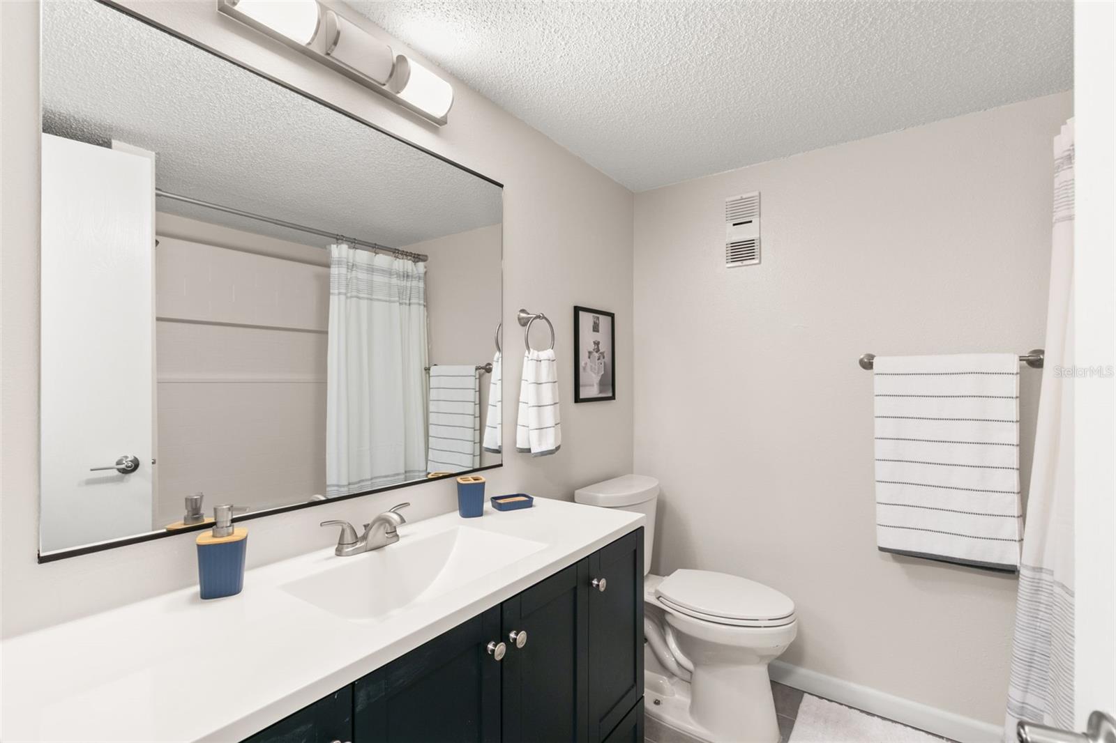 Image 21 of 23 For 6400 46th Avenue N 306