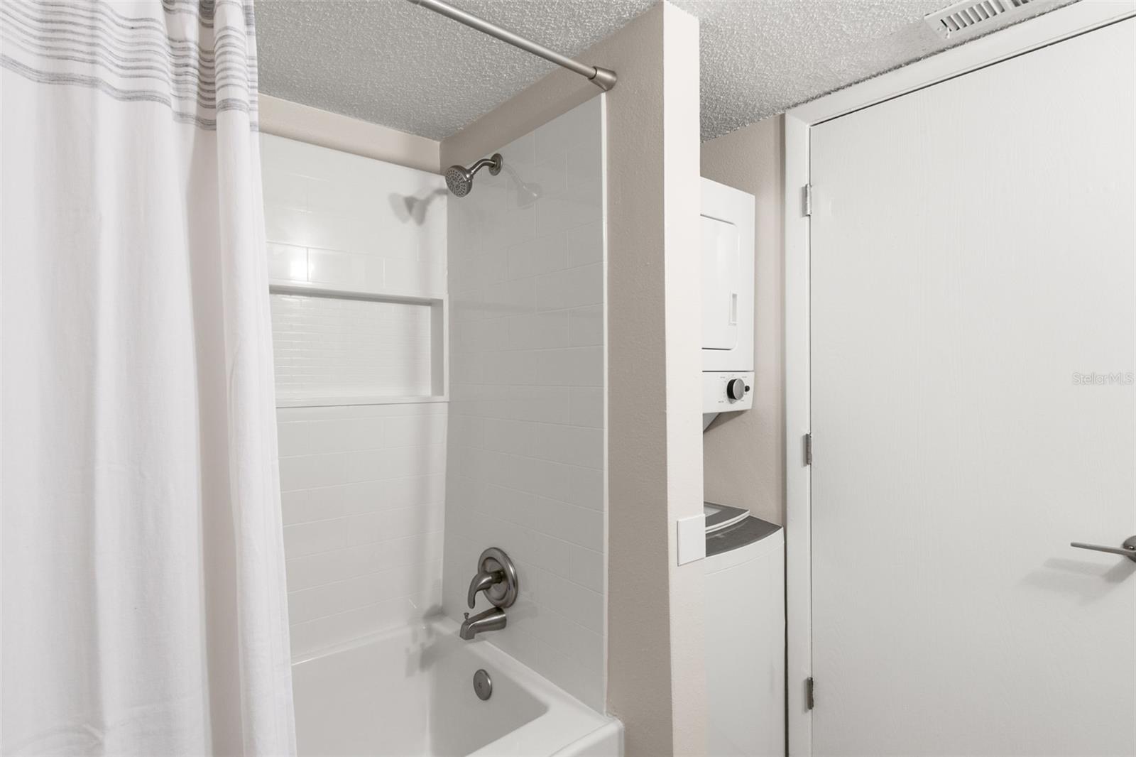 Image 22 of 23 For 6400 46th Avenue N 306
