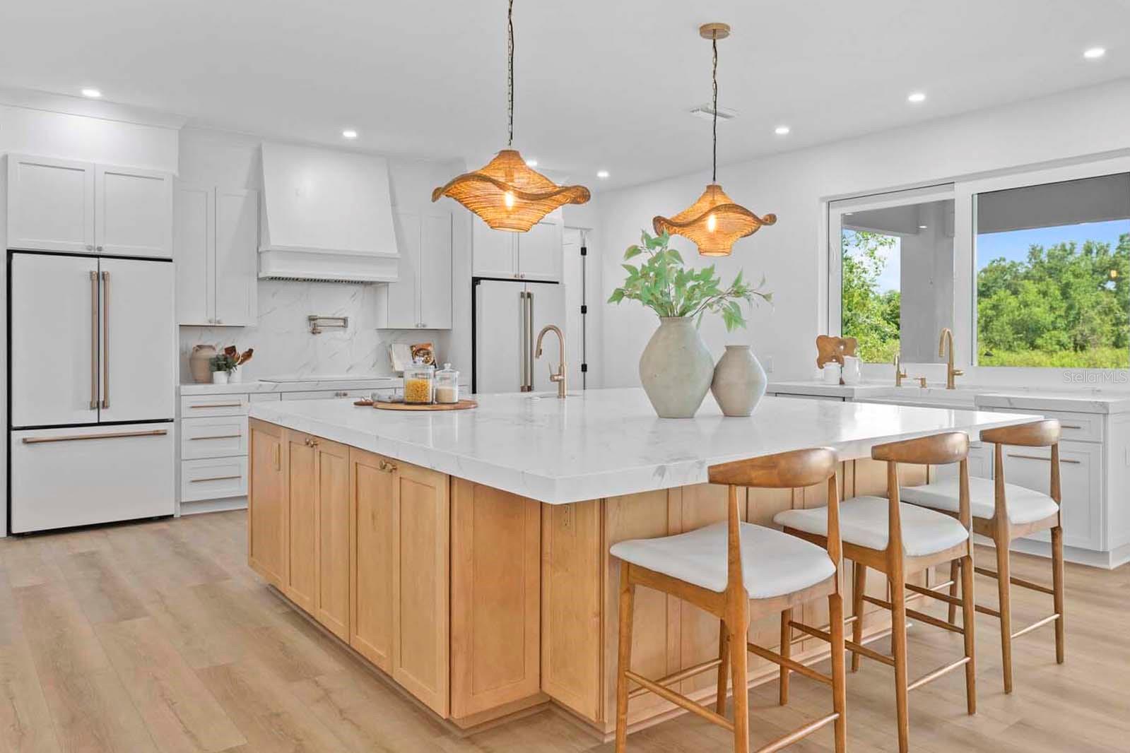 Listing photo id 13 for 2202 Newberger Road
