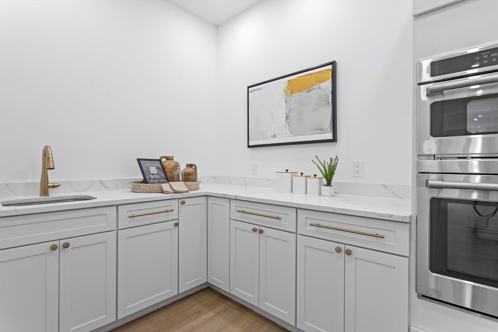 Listing photo id 19 for 2202 Newberger Road