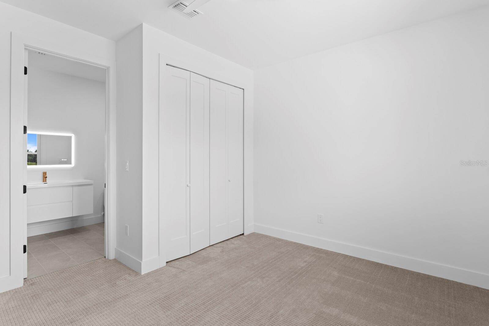Listing photo id 35 for 2202 Newberger Road