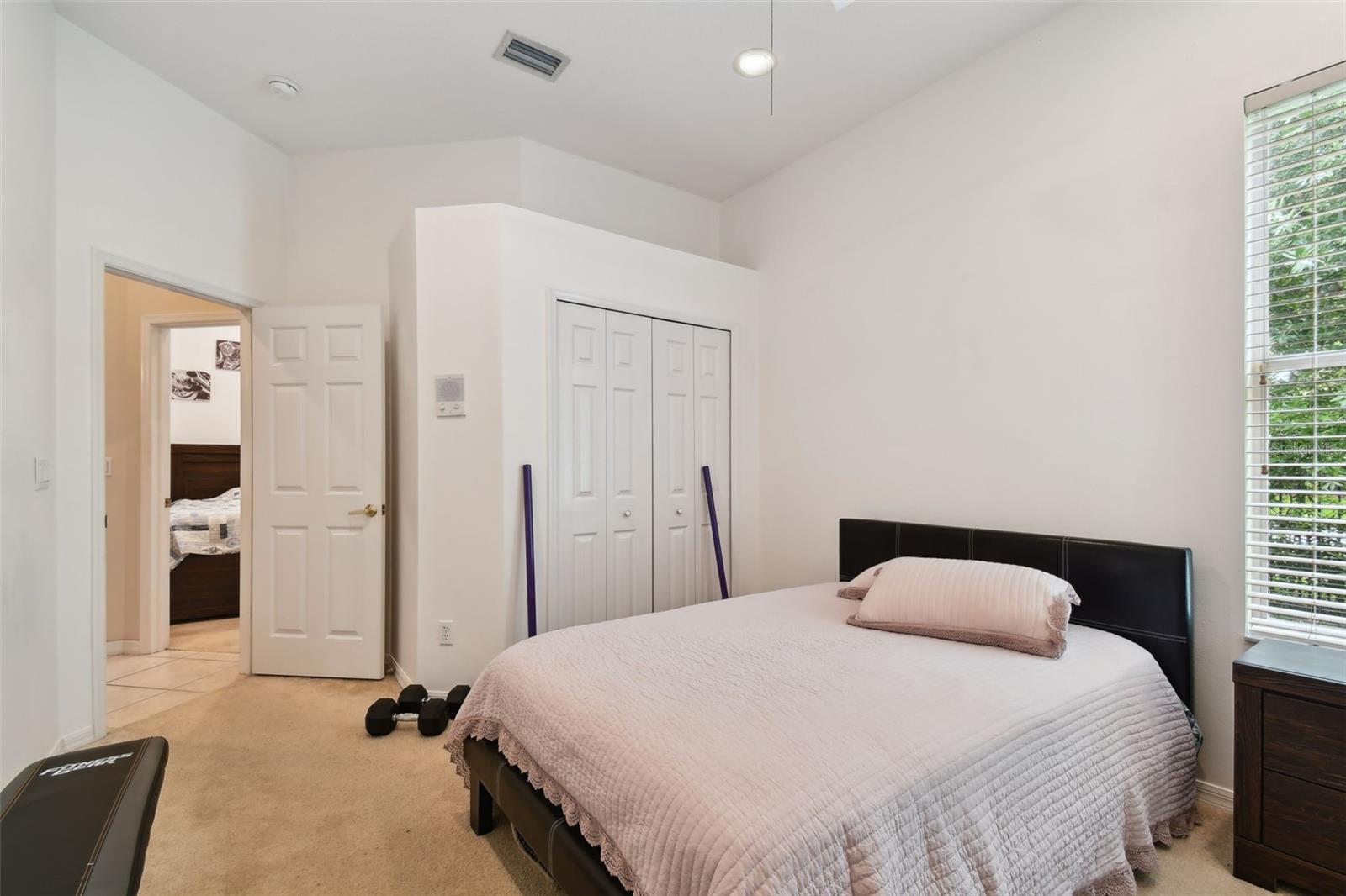 Image 14 of 45 For 10502 Castleford Way