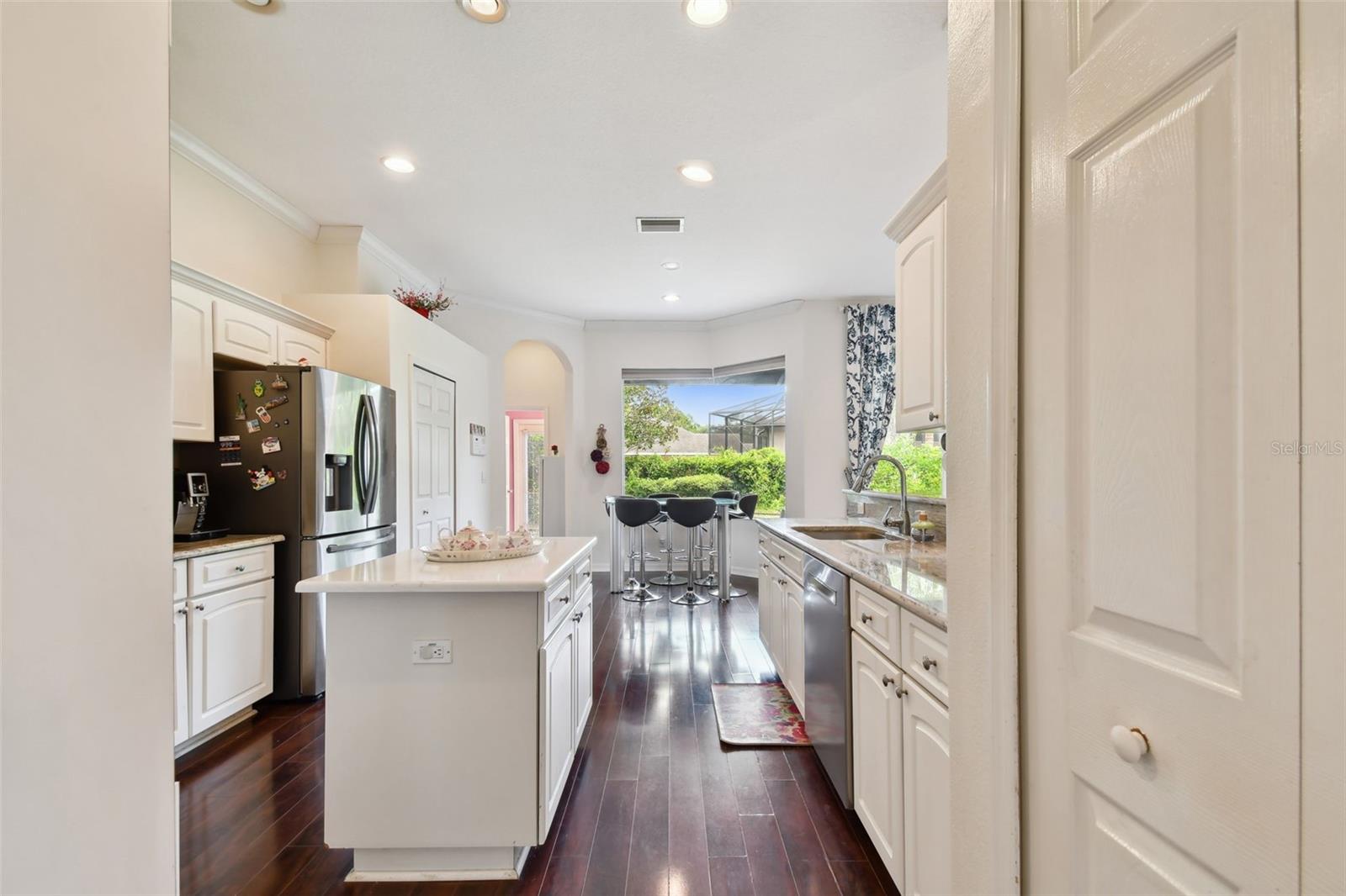 Image 17 of 45 For 10502 Castleford Way
