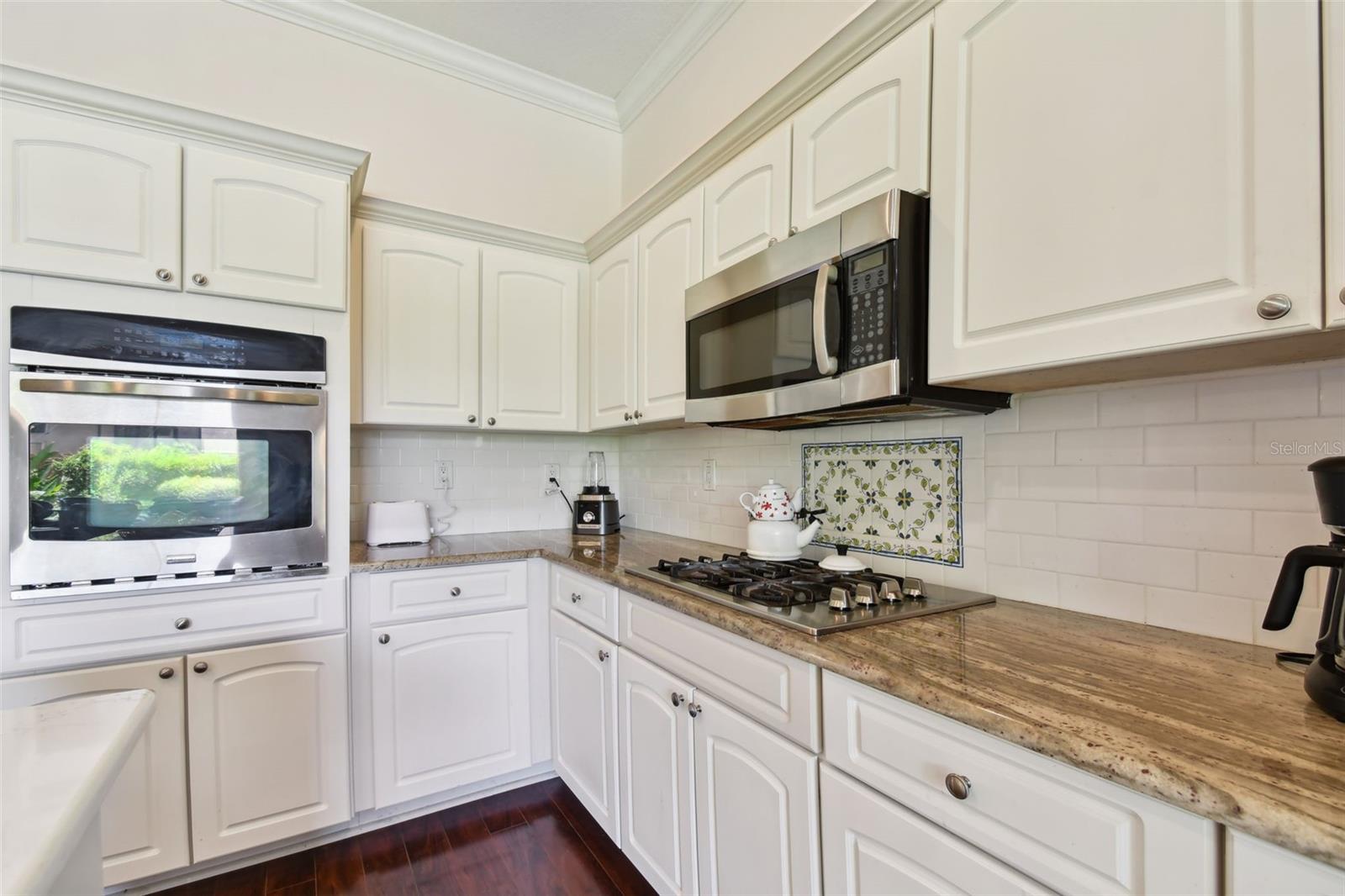 Image 21 of 45 For 10502 Castleford Way