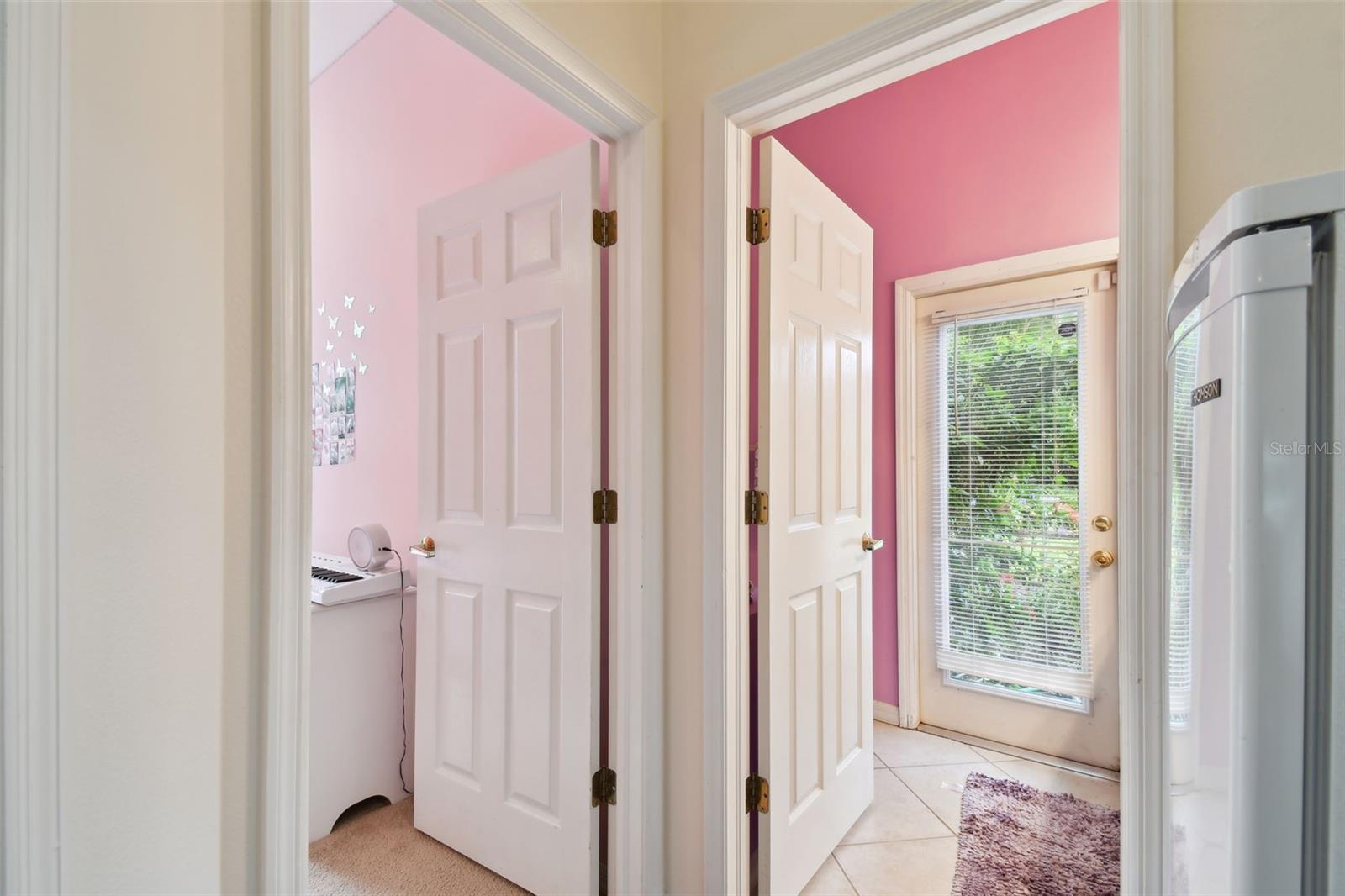 Image 24 of 45 For 10502 Castleford Way
