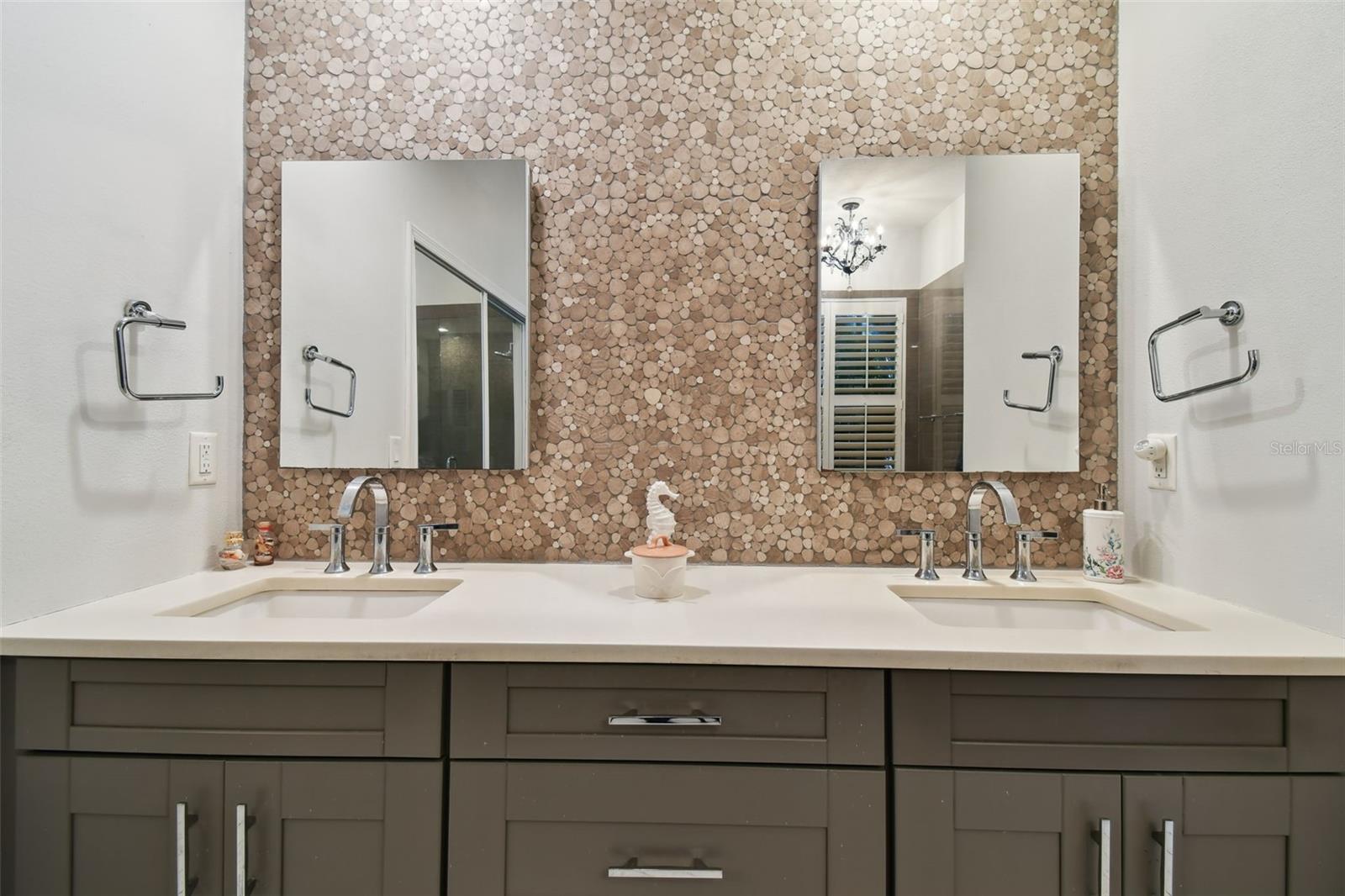 Image 31 of 45 For 10502 Castleford Way