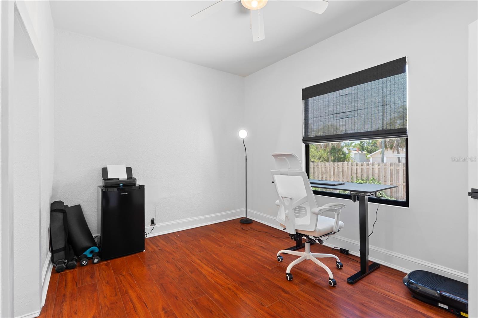Image 14 of 43 For 1713 10th Avenue W