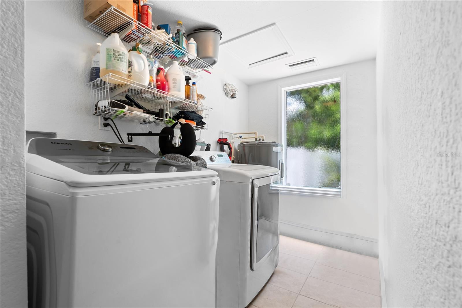 Image 33 of 43 For 1713 10th Avenue W