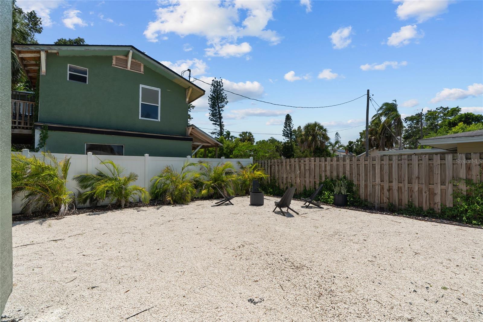 Image 36 of 43 For 1713 10th Avenue W