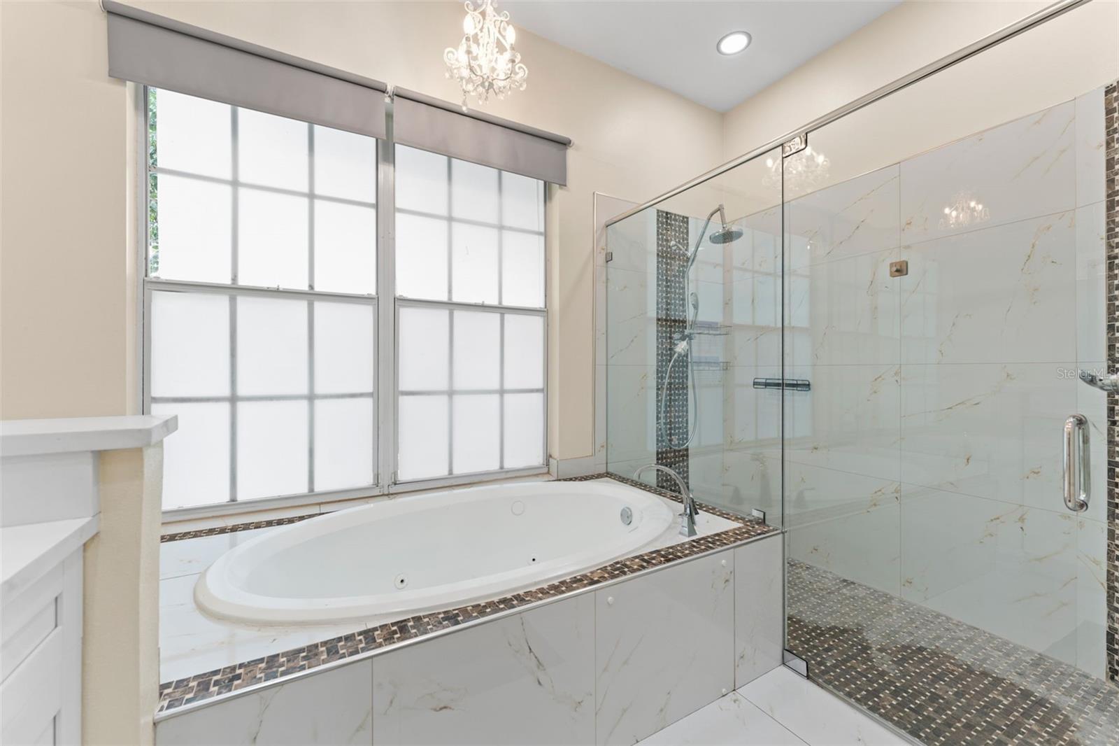 Image 21 of 53 For 10310 Carroll Cove Place