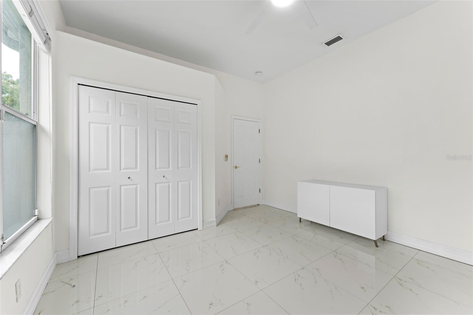 Image 24 of 53 For 10310 Carroll Cove Place