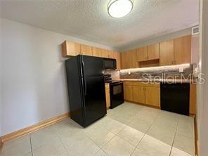 Image 5 of 18 For 21032 Voyager Boulevard 1