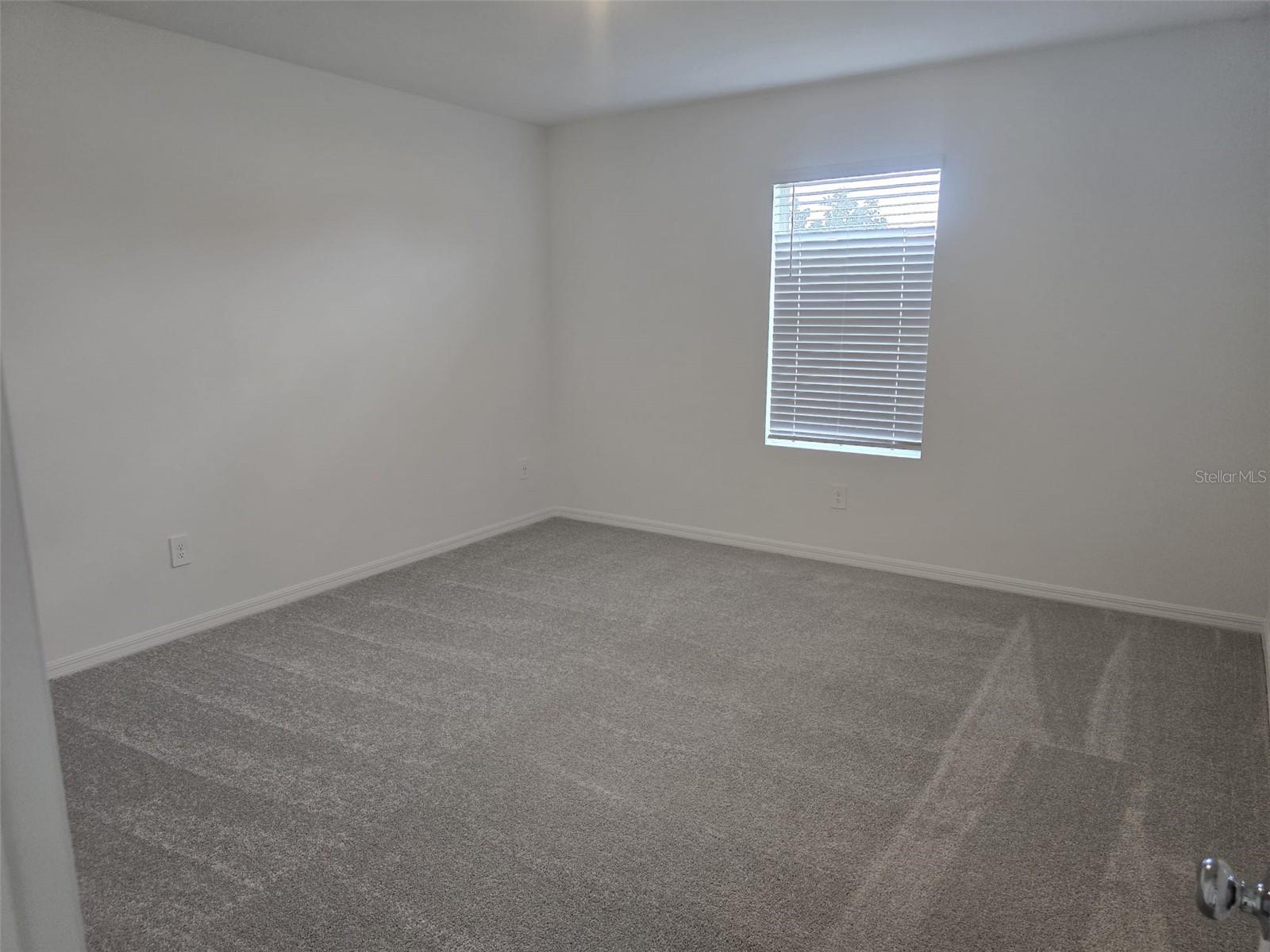 Image 34 of 51 For 11962 Brae Way