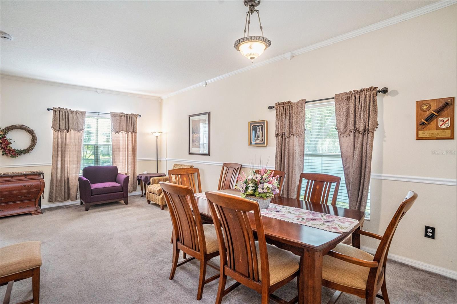 Image 10 of 42 For 2613 Queen Alberta Drive