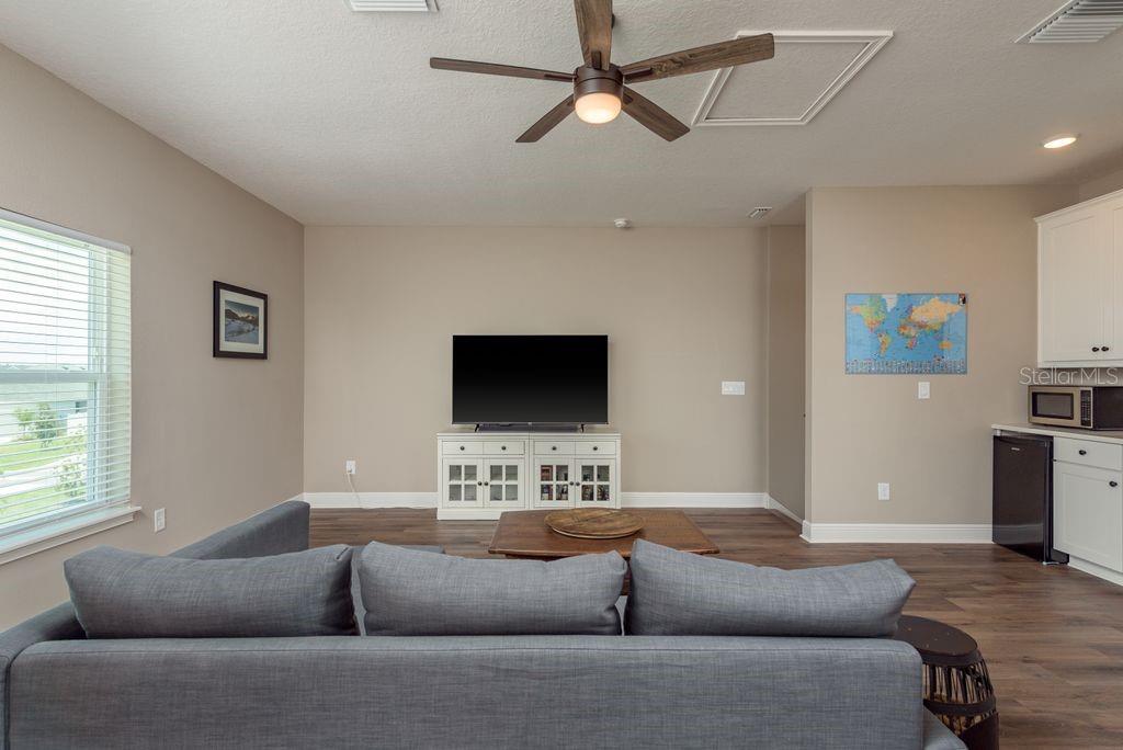 Image 30 of 62 For 3623 Lajuana Boulevard