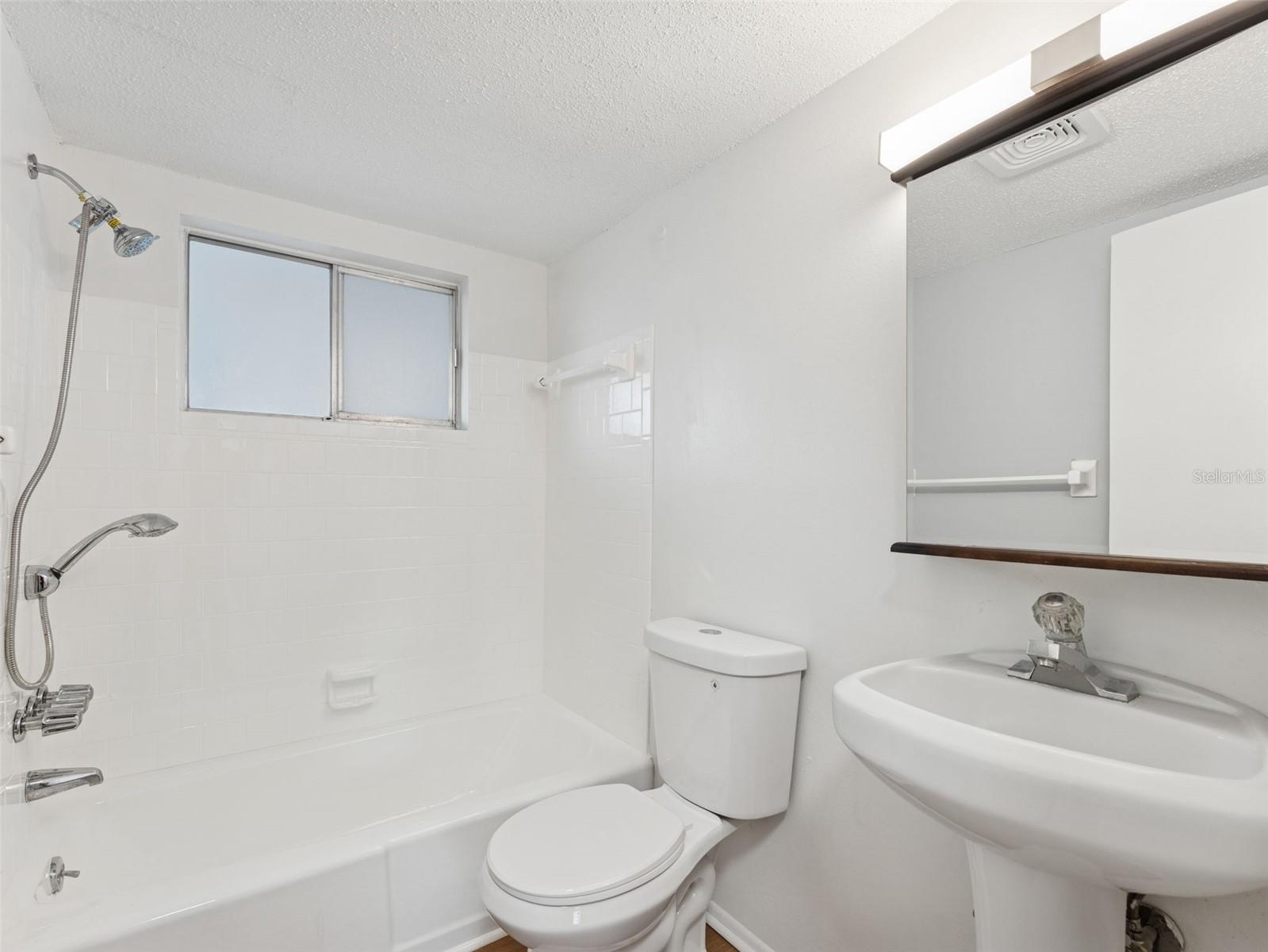 Image 10 of 18 For 2427 Flamingo Boulevard K27