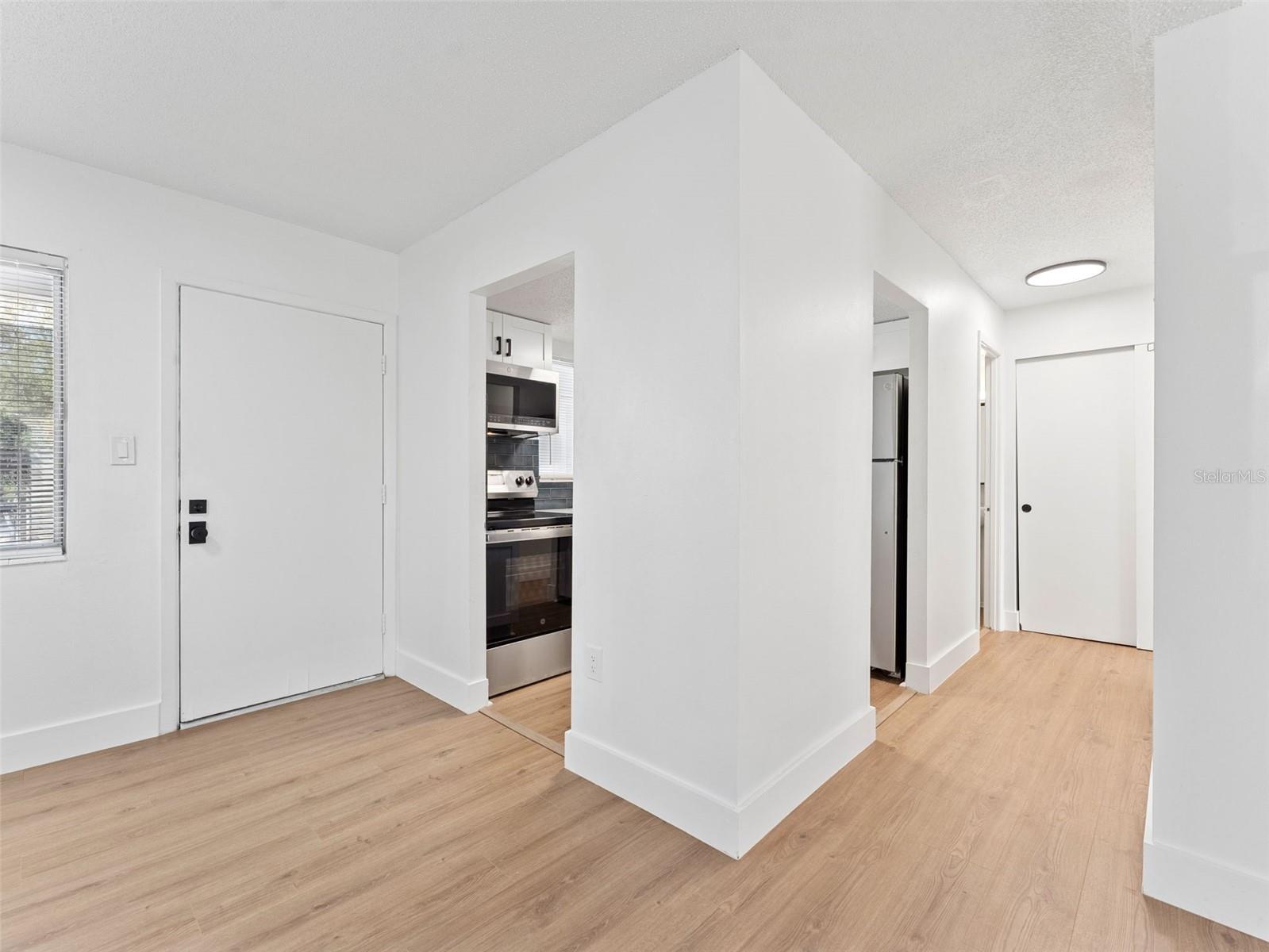 Image 6 of 18 For 2427 Flamingo Boulevard K27