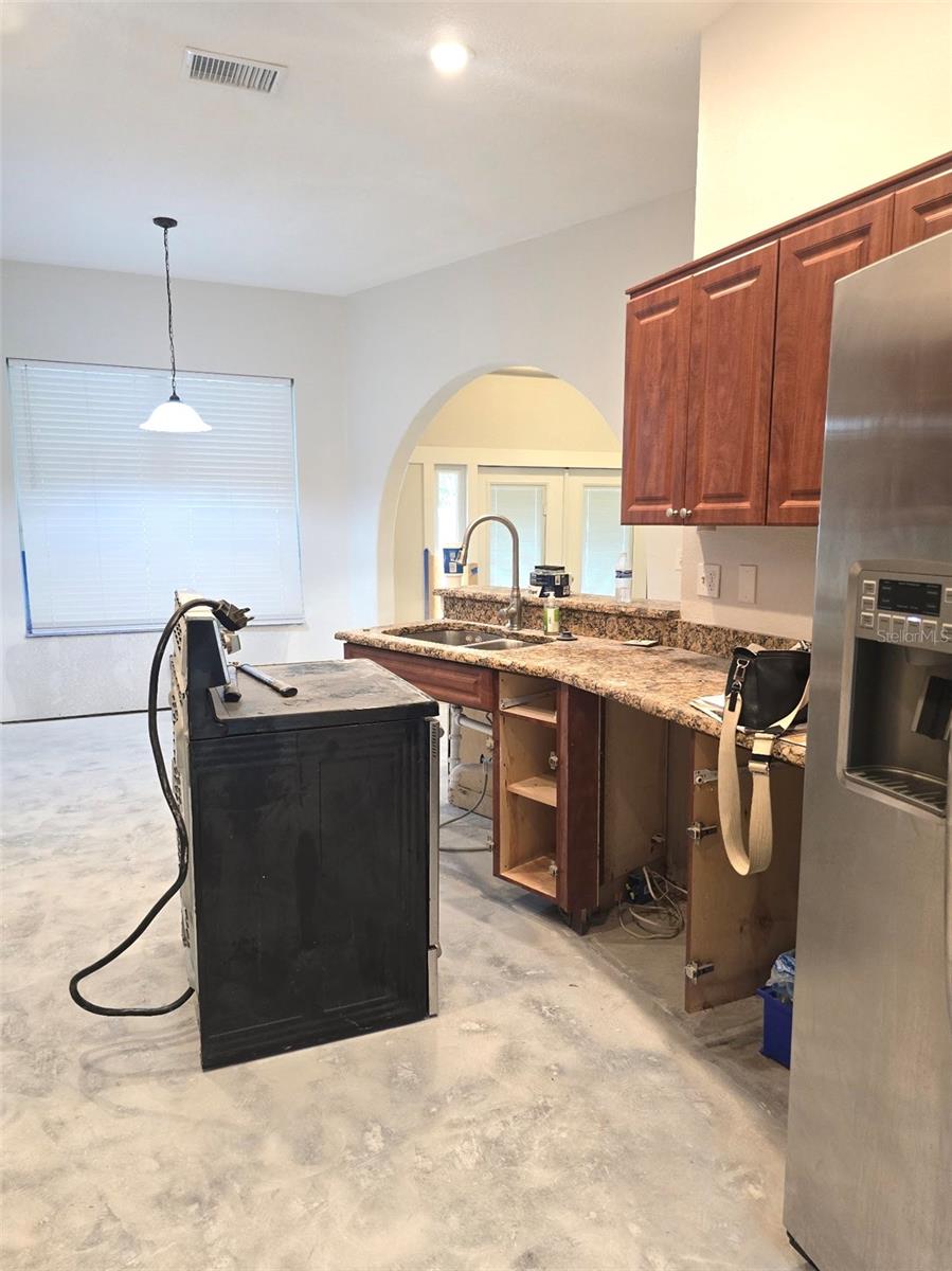 Image 10 of 33 For 8640 Hawbuck Street