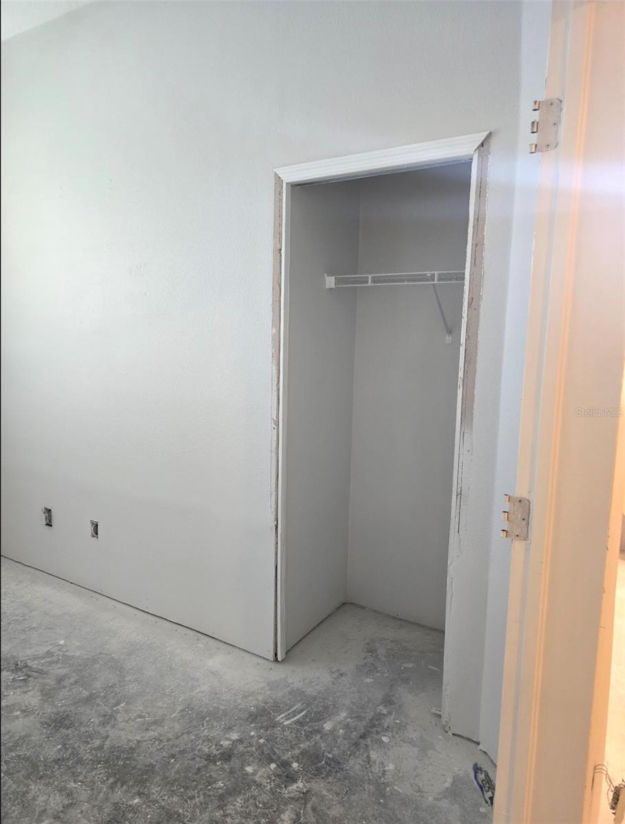 Image 18 of 33 For 8640 Hawbuck Street