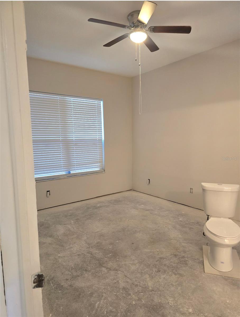 Image 20 of 33 For 8640 Hawbuck Street