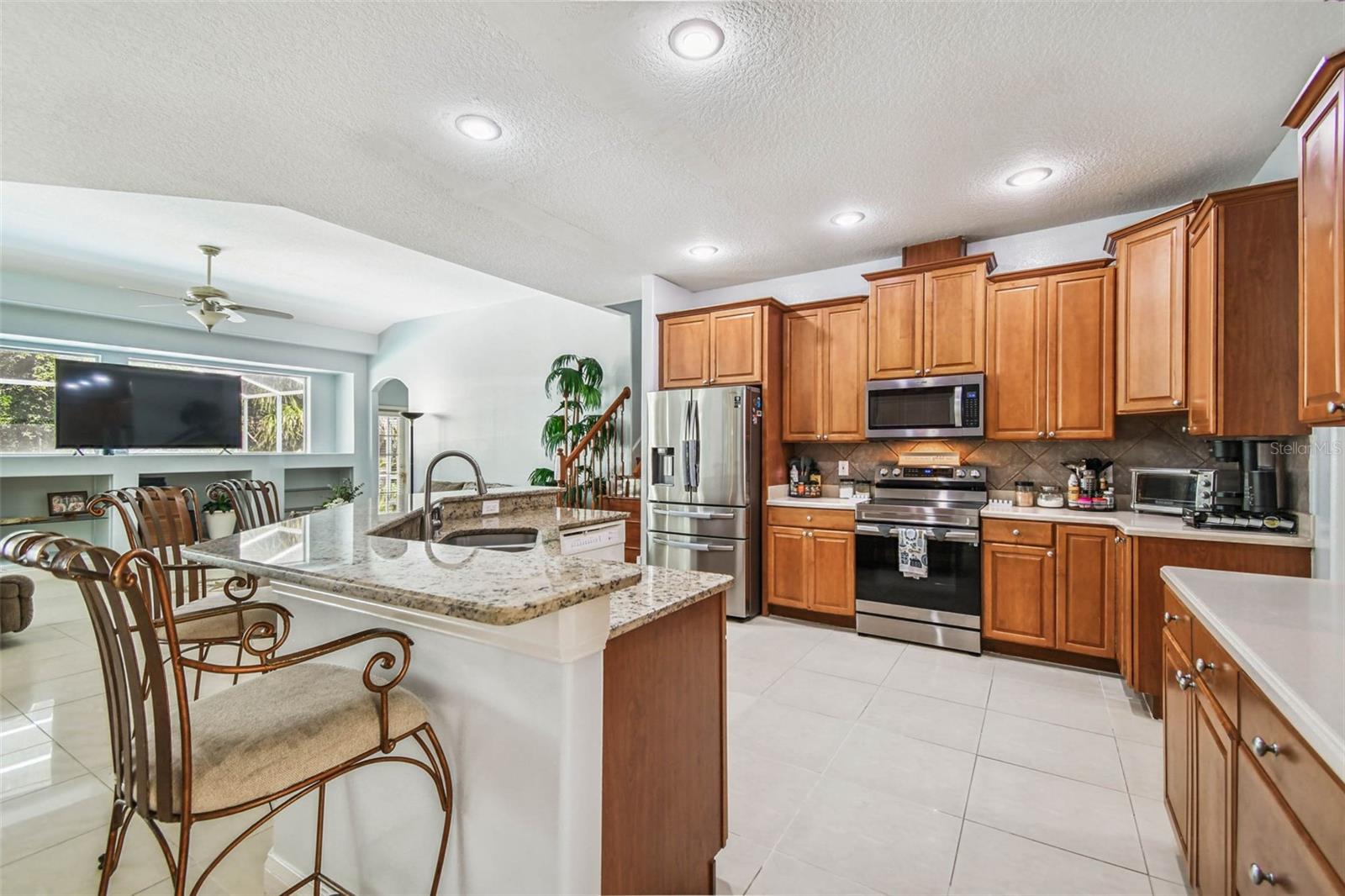 Image 12 of 54 For 10526 Greencrest Drive